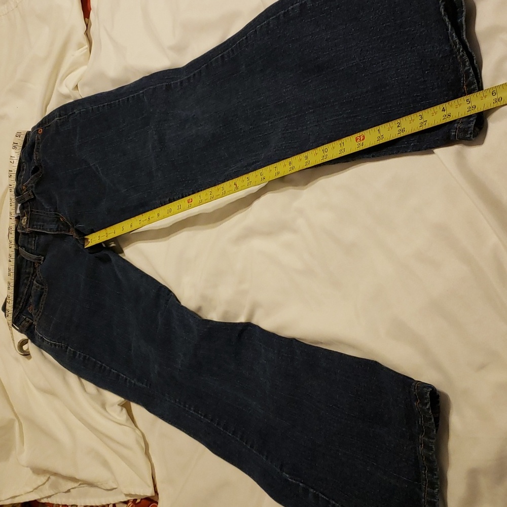 Levis size 6 med boot cut denim jeans